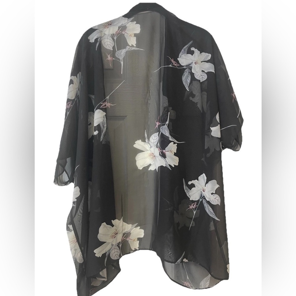 NWOT Kimono, Beach coverup Sheer Floral Open Topper 0/S black floral, - Picture 3 of 7